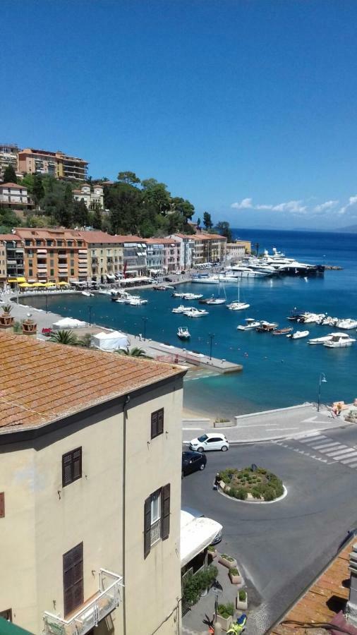 La Casetta In Piazza Porto Santo Stefano  Exterior foto